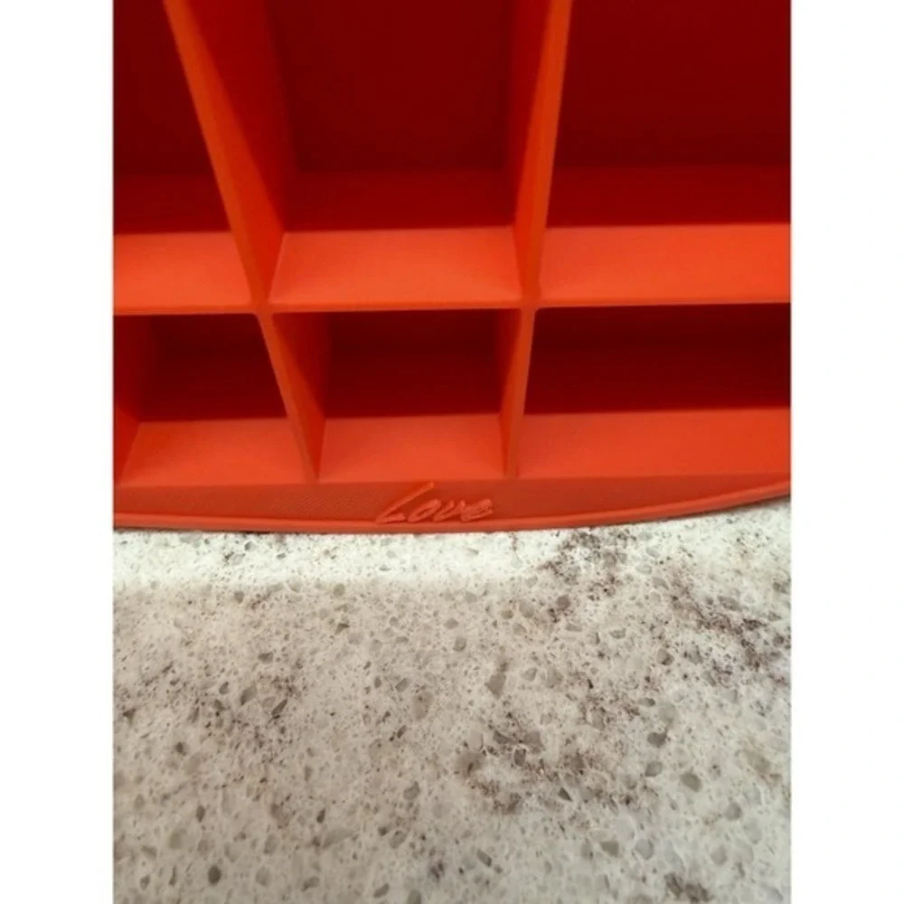 Trinket Shelf Tray Heart Shaped Display Red Valentines Day Miniatures Minis 11